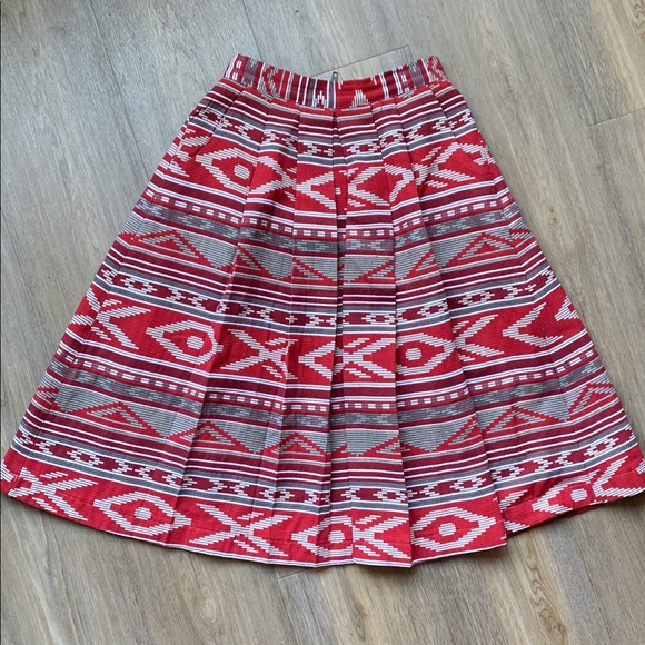 Valley of the Dolls Pasadena Pleated A-Line Skirt - Picture 3 of 8